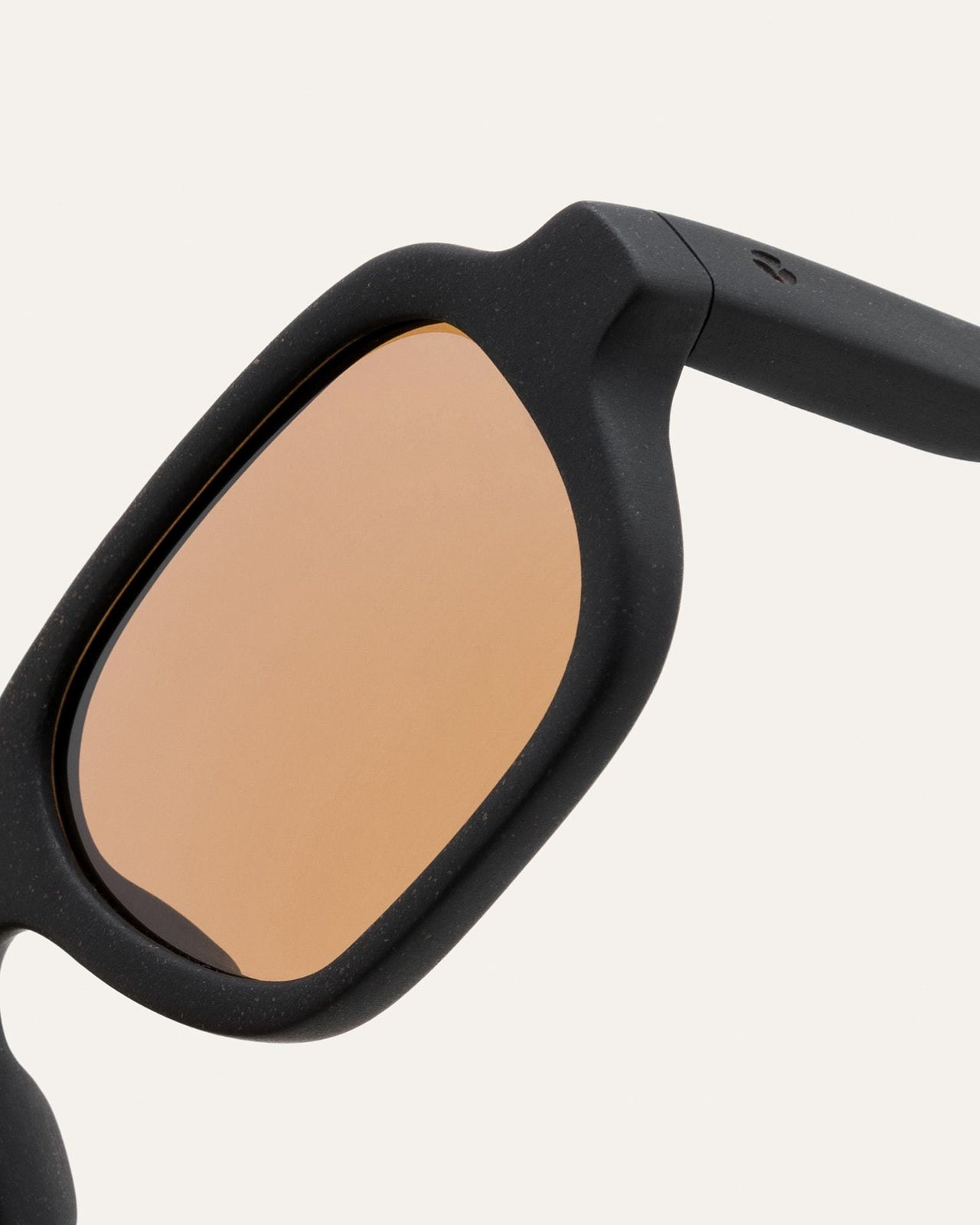 I18n Error: Missing interpolation value "imagalt" for "Завантажте зображення в глядач галереї, {{ imagalt }}"