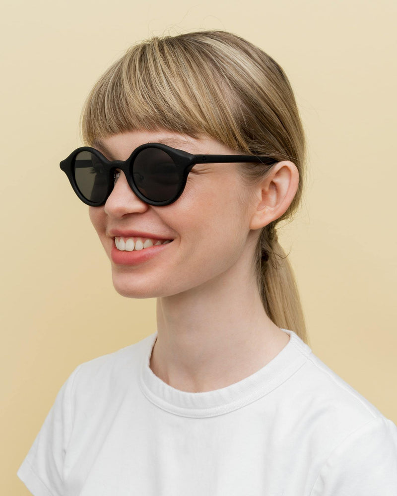 circle frame made from coffee