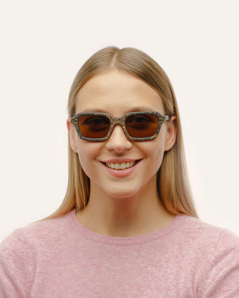 sunglasses with polarizing filter