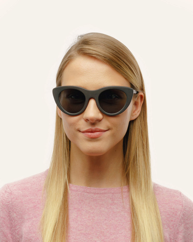 rounded sunglasses