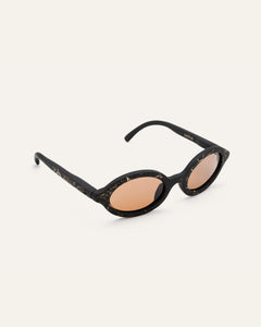 oval lens sunglasses with polarizing filter