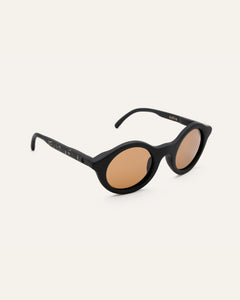 round oversize sunglasses